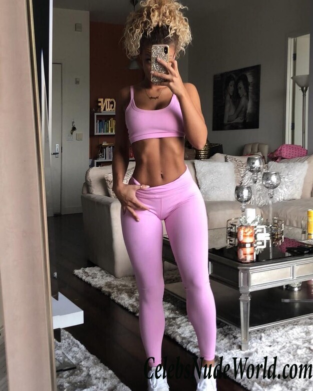 Jena Frumes Hot 93095