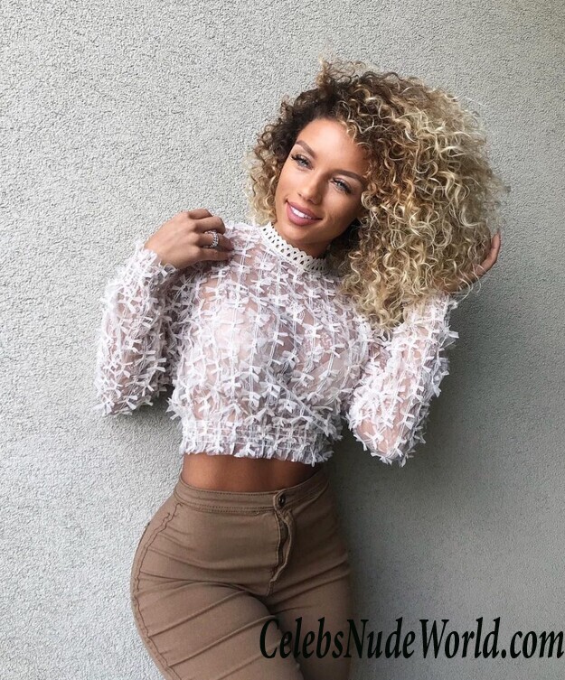 Jena Frumes Hot 93232