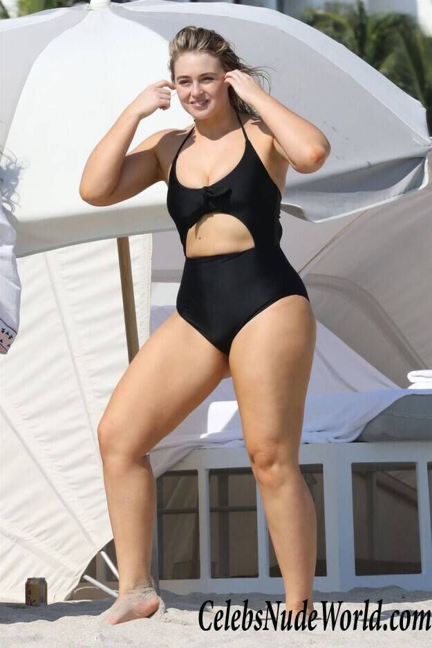 Iskra Lawrence Bikini 93517