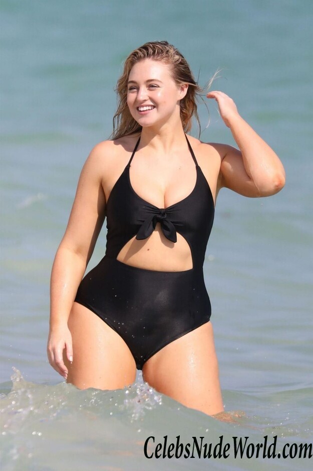 Iskra Lawrence Bikini 93518