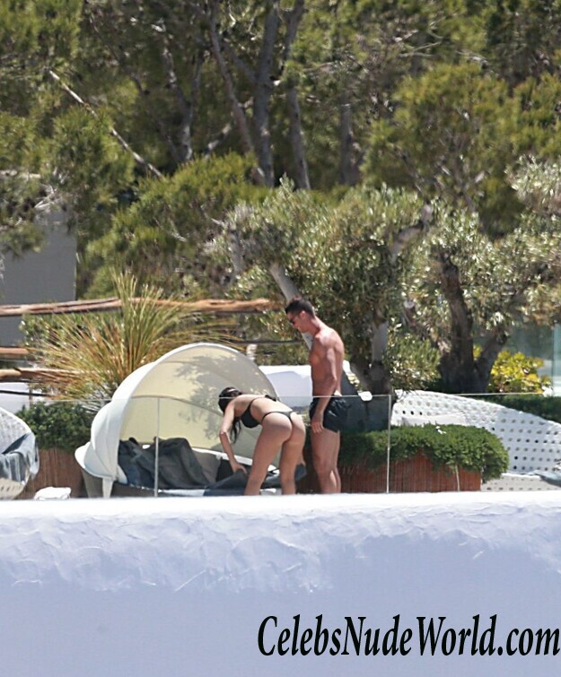 Georgina Rodriguez's Tight And Beautiful Butt 93796