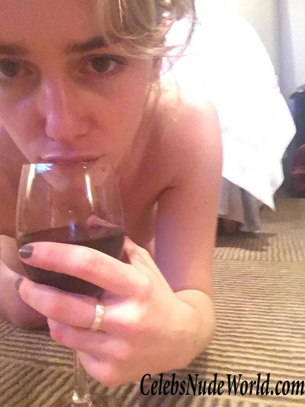 Addison Timlin LEAKS  9407