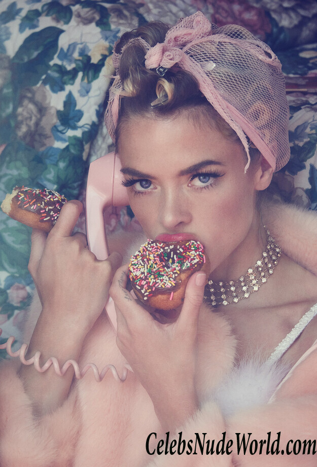 Jaime King Naked 94304