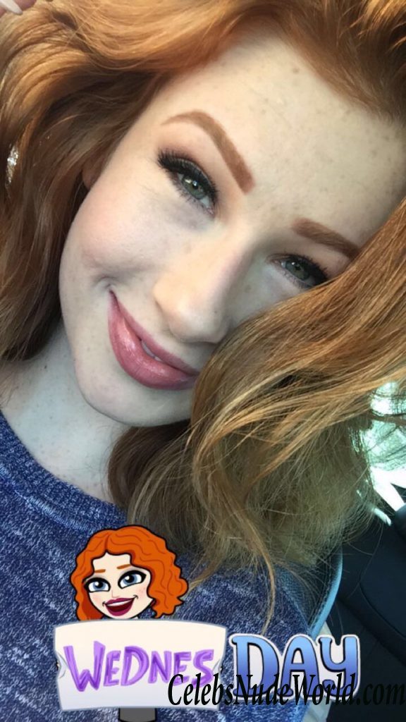 Abigale Mandler Nude  9483