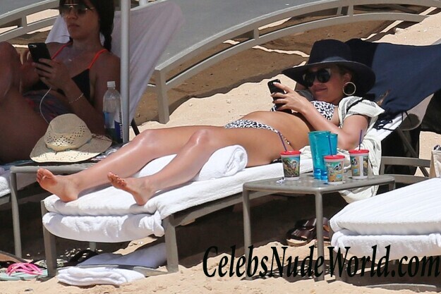 Jessica Alba Bikini 94934