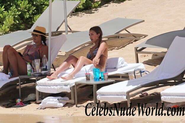 Jessica Alba Bikini 94947