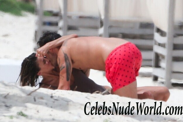 Jessica Serfaty Sexy 95018