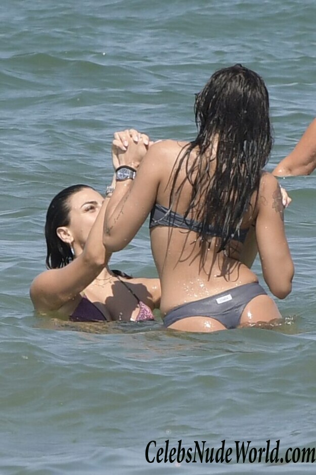 Giulia Salemi & Patrizia Bonetti Sexy 95044