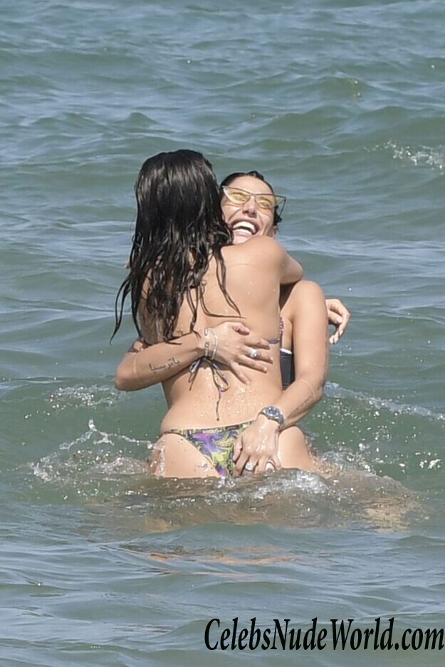 Giulia Salemi & Patrizia Bonetti Sexy 95054