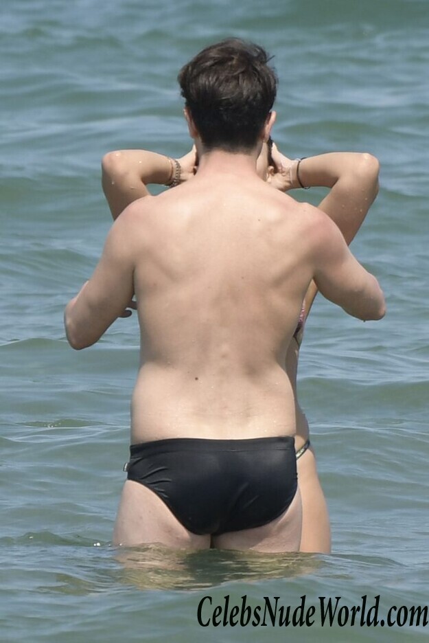 Giulia Salemi & Patrizia Bonetti Sexy 95118