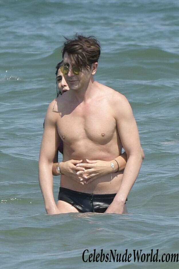 Giulia Salemi & Patrizia Bonetti Sexy 95136