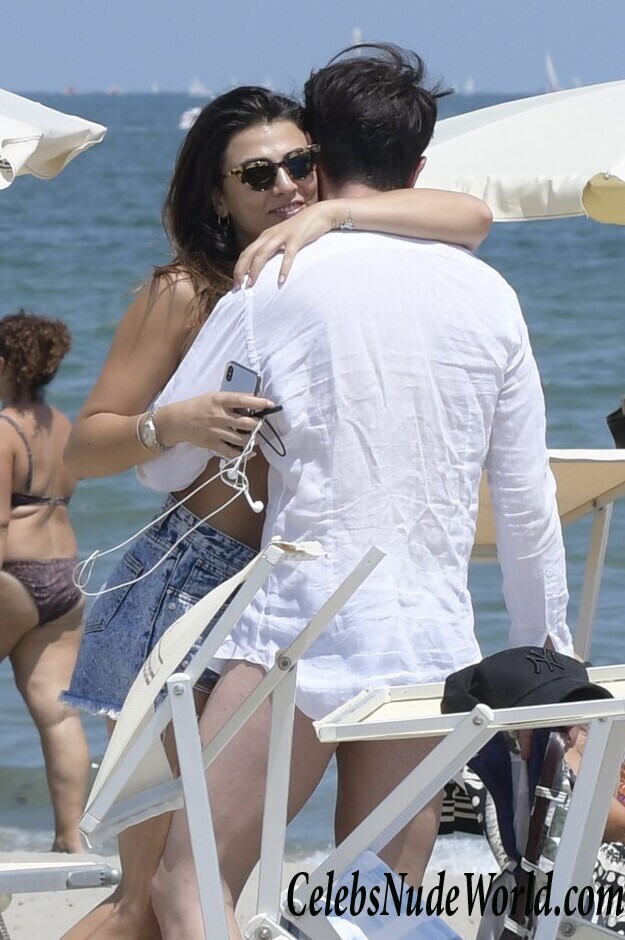 Giulia Salemi & Patrizia Bonetti Sexy 95156