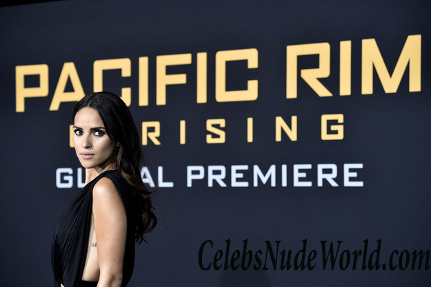 Adria Arjona Cleavage  9524