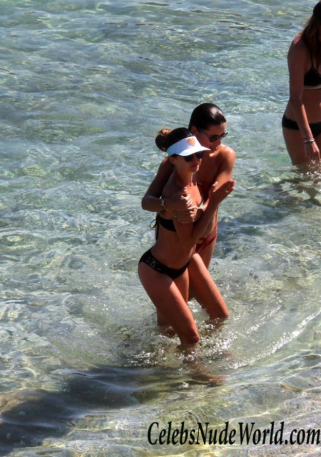 Sexy Photos of Adriana Lima  9530