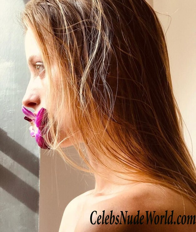 Flavia Lucini Naked 95586