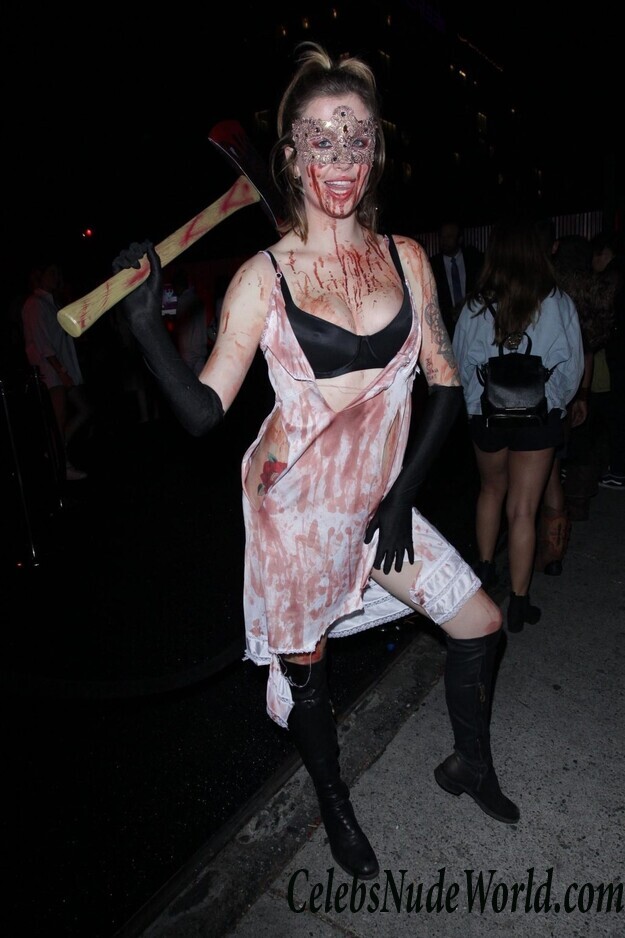 Ireland Baldwin Hot 95989