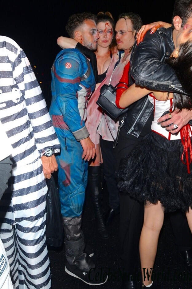 Ireland Baldwin Hot 95997