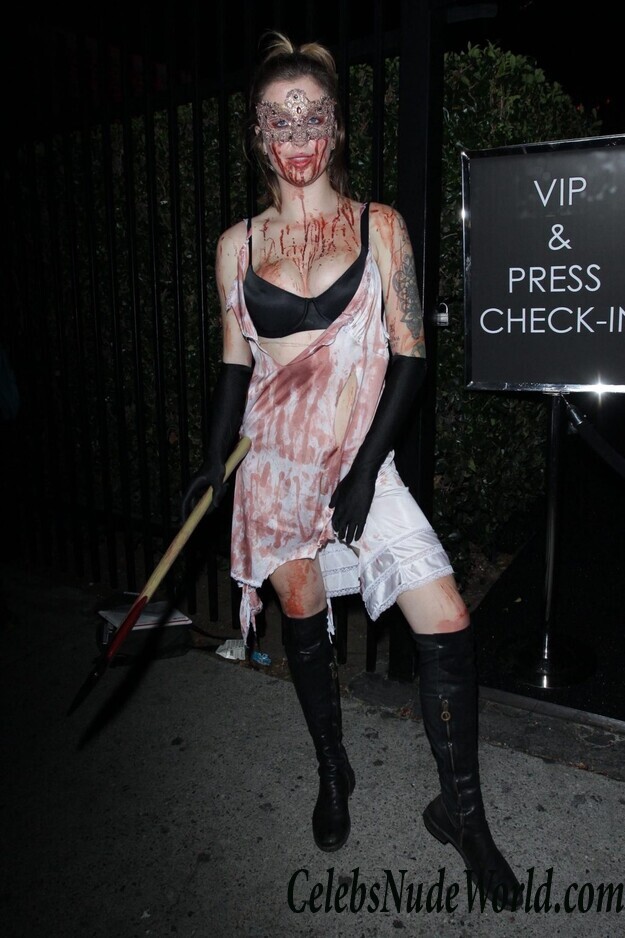 Ireland Baldwin Hot 96003