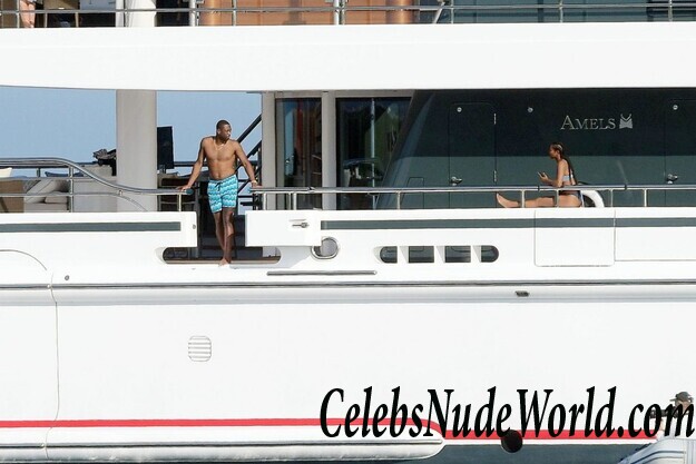 Gabrielle Union Bikini 96102