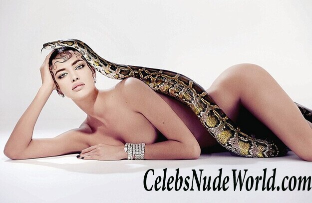 Irina Shayk snake pic 96130