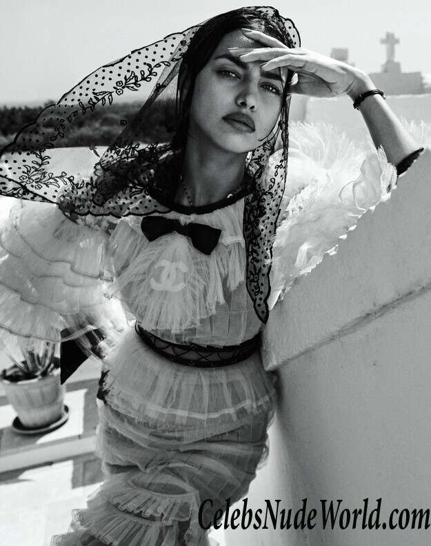 Irina Shayk Sexy Photos 96360