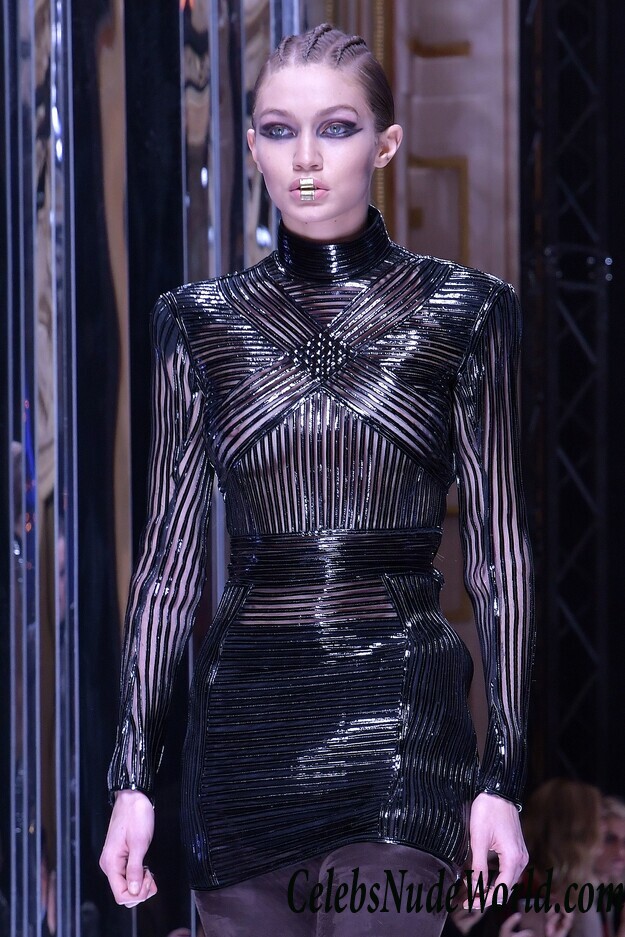 Gigi Hadid See Through Photos 96471