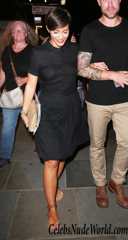 Frankie Bridge Braless 96618