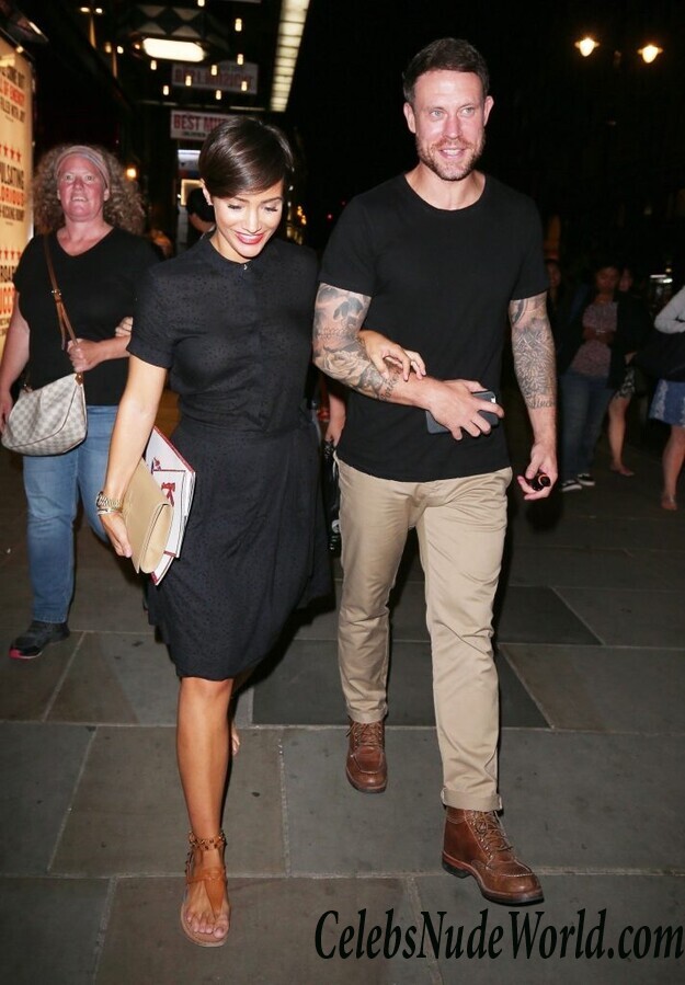 Frankie Bridge Braless 96625