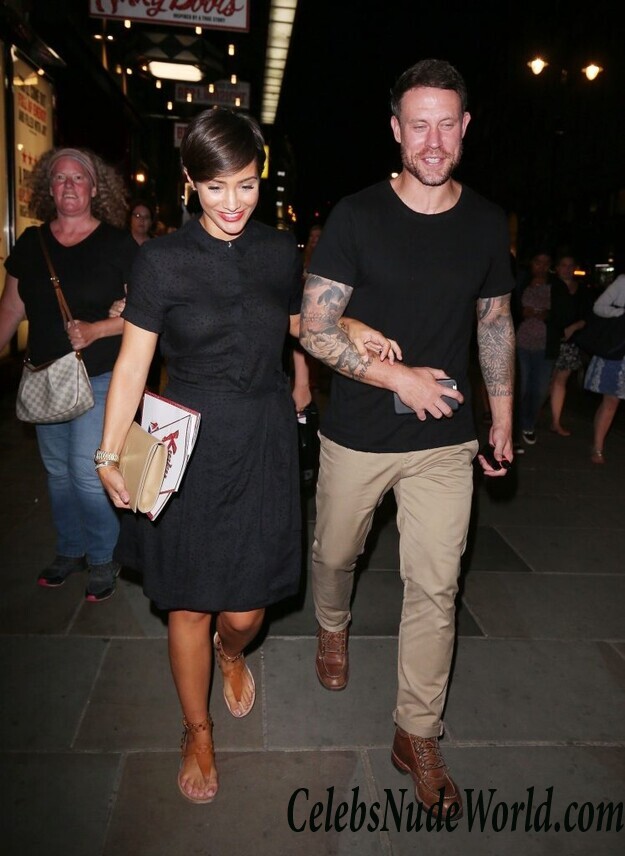 Frankie Bridge Braless 96631