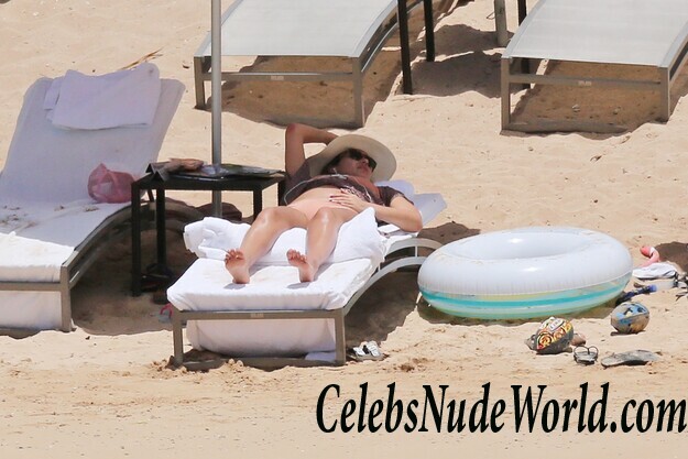 Jessica Alba Sexy 97353