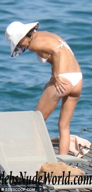 Irina Shayk bikini pics 97494