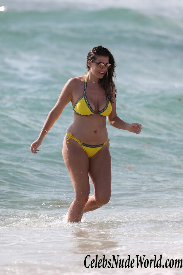 Imogen Thomas Shows Her Rocking Bikini Body 97511