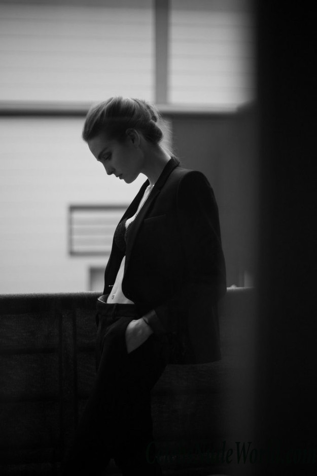 Adèle Simphal Topless  9814