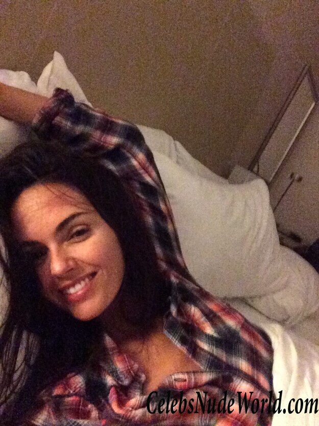 Jennifer Metcalfe Is Shockingly Seductive 98271