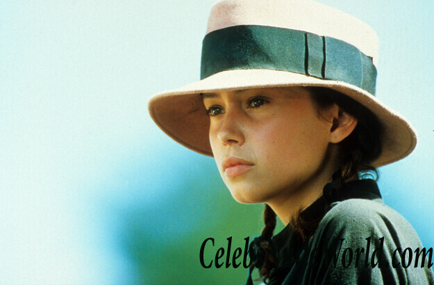 Jane March Topless 98411