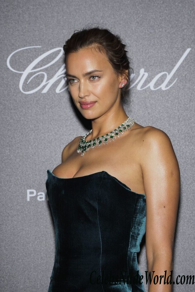 Irina Shayk Sexy 98747