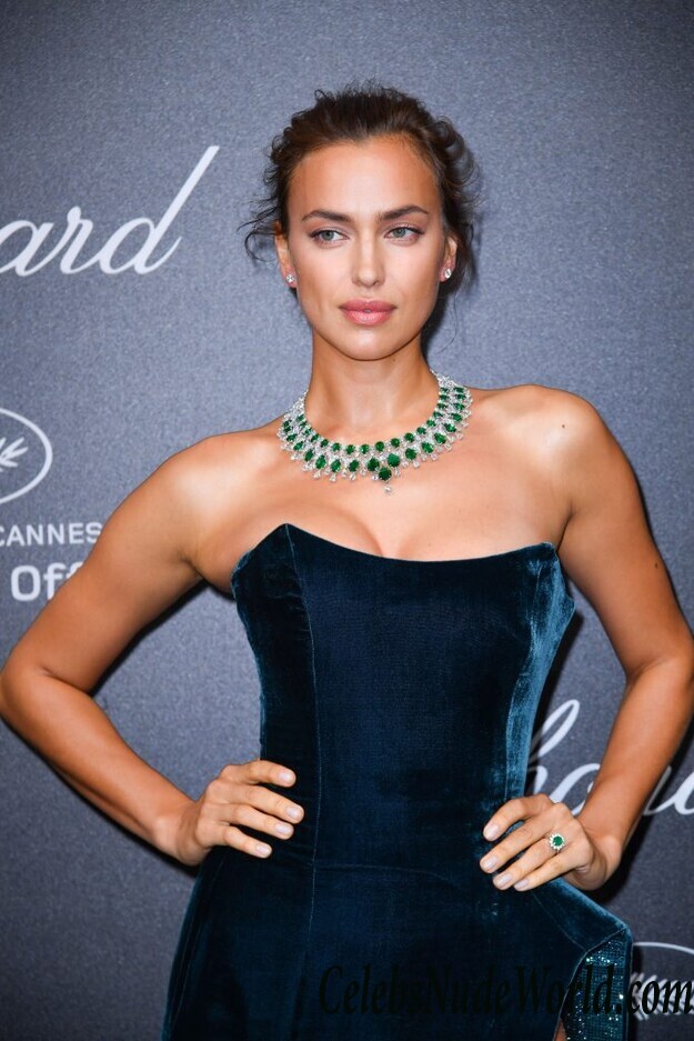 Irina Shayk Sexy 98775