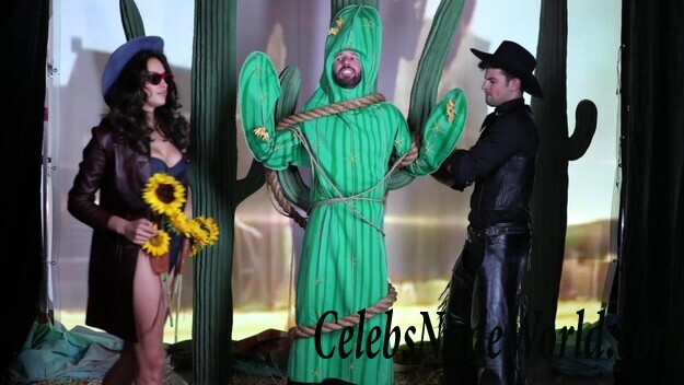 Irina Shayk Sexy 98780