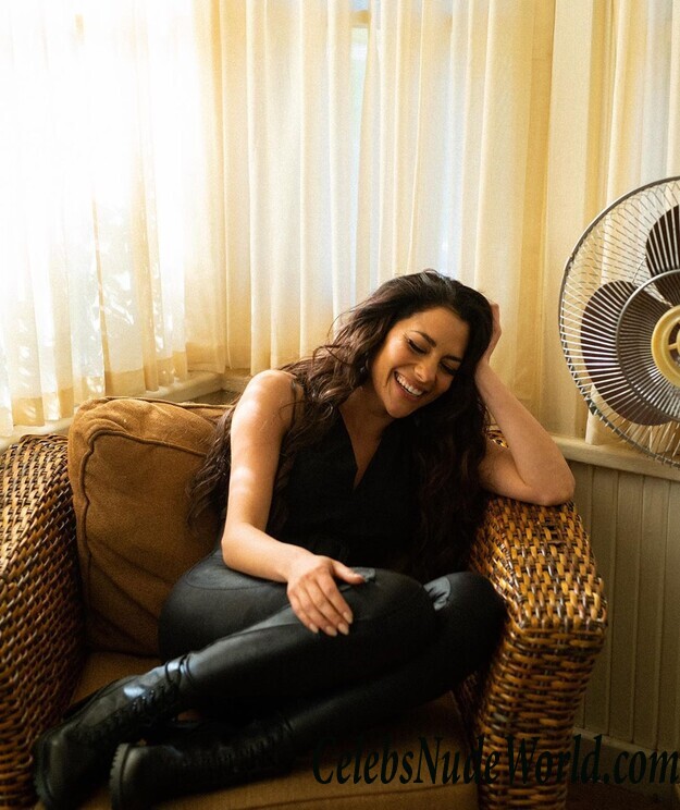 Inbar Lavi Erotic 99307