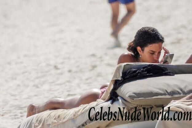 Jessica Aidi Tans & Sethanie Taing Bikini 99311