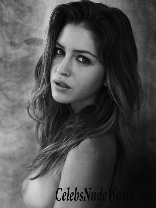 Jehane Paris Flashes Her Tits, Sadly In B&W 99451