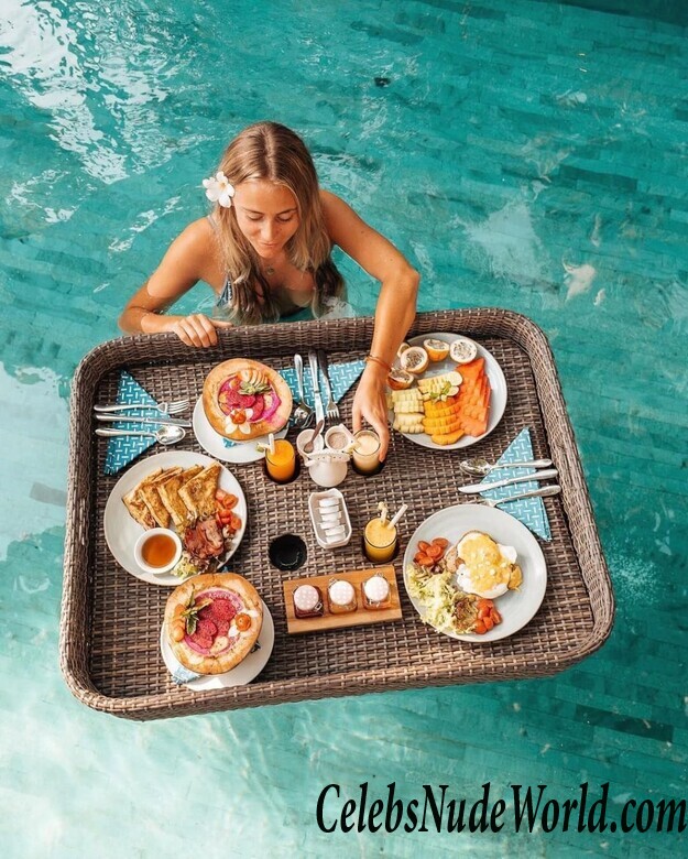 Janni Olsson Deler Sexy 99593