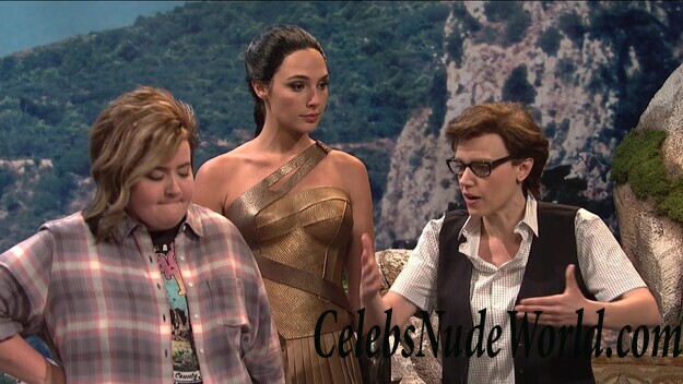 Gal Gadot Sexy 99946