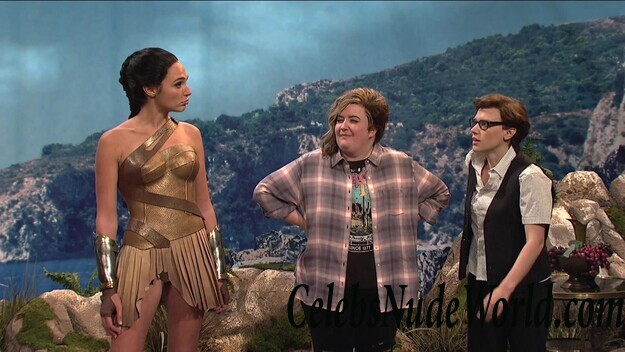 Gal Gadot Sexy 99958