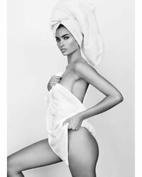 Kelly Gale Gets Completely Naked