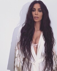 Kim Kardashian Cleavage Photo
