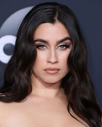 Lauren Jauregui Cleavage