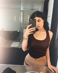 See Through Photo of Kylie Jenner