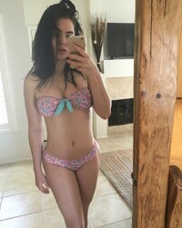 Sexy Pic of McKayla Maroney