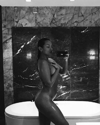 Mia Kang Nude